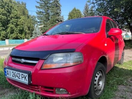 Шевроле Авео 2006 в Ржищеве на Automoto.ua Красный Шевроле Авео, объемом двигателя 1.5 л и пробегом 193 тыс. км за 1500 $, фото 1 на Automoto.ua