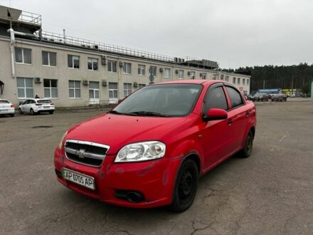 Червоний Шевроле Авео, об'ємом двигуна 1.5 л та пробігом 250 тис. км за 1900 $, фото 1 на Automoto.ua