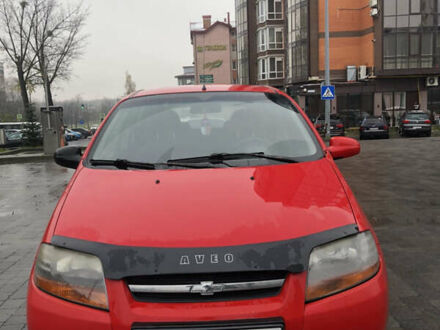 Красный Шевроле Авео, объемом двигателя 1.5 л и пробегом 283 тыс. км за 3100 $, фото 1 на Automoto.ua