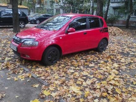 Червоний Шевроле Авео, об'ємом двигуна 1.5 л та пробігом 147 тис. км за 4200 $, фото 1 на Automoto.ua