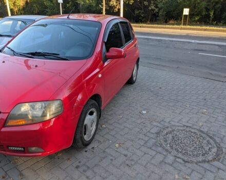 Червоний Шевроле Авео, об'ємом двигуна 1.5 л та пробігом 222 тис. км за 2700 $, фото 1 на Automoto.ua