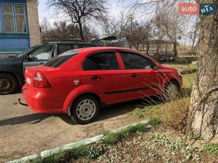 Красный Шевроле Авео, объемом двигателя 1.5 л и пробегом 160 тыс. км за 4300 $, фото 1 на Automoto.ua