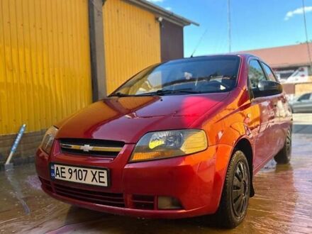 Шевроле Авео 2007 у Новомосковске на Automoto.ua Червоний Шевроле Авео, об'ємом двигуна 1.1 л та пробігом 173 тис. км за 3000 $, фото 1 на Automoto.ua