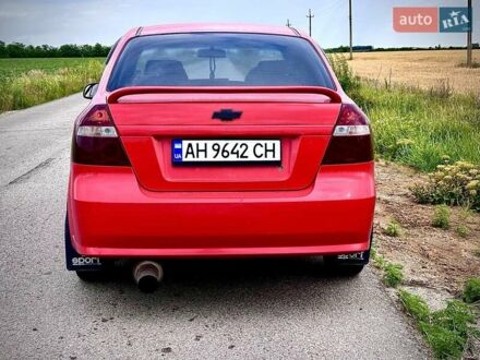 Червоний Шевроле Авео, об'ємом двигуна 1.5 л та пробігом 180 тис. км за 5300 $, фото 1 на Automoto.ua