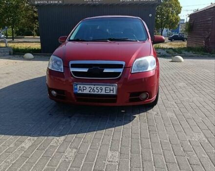 Красный Шевроле Авео, объемом двигателя 1.5 л и пробегом 405 тыс. км за 3500 $, фото 1 на Automoto.ua