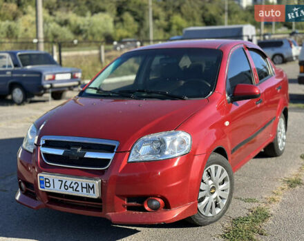 Красный Шевроле Авео, объемом двигателя 1.5 л и пробегом 200 тыс. км за 4200 $, фото 1 на Automoto.ua