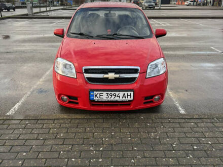 Красный Шевроле Авео, объемом двигателя 1.5 л и пробегом 131 тыс. км за 4543 $, фото 1 на Automoto.ua