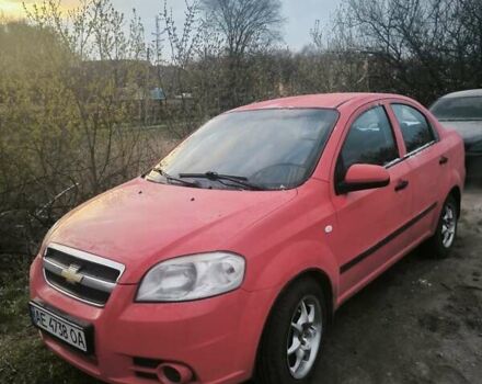 Красный Шевроле Авео, объемом двигателя 1.5 л и пробегом 220 тыс. км за 3500 $, фото 1 на Automoto.ua