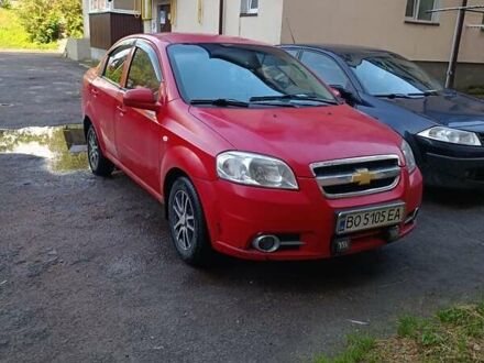 Красный Шевроле Авео, объемом двигателя 1.5 л и пробегом 310 тыс. км за 2600 $, фото 1 на Automoto.ua