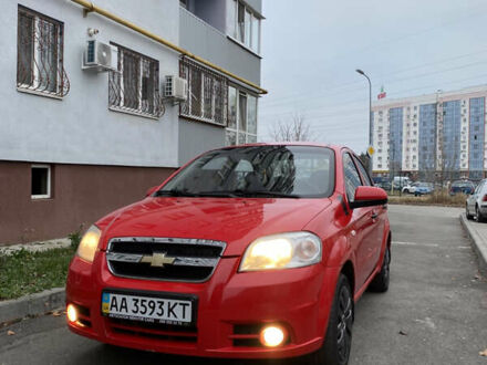 Красный Шевроле Авео, объемом двигателя 1.5 л и пробегом 160 тыс. км за 4700 $, фото 1 на Automoto.ua