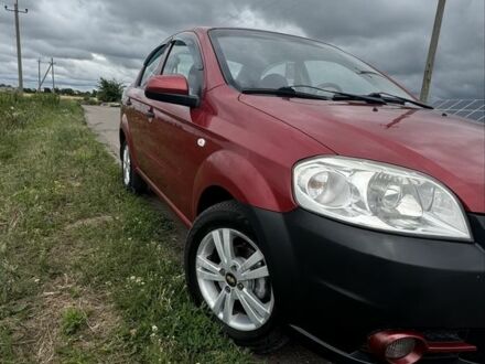 Красный Шевроле Авео, объемом двигателя 0 л и пробегом 270 тыс. км за 3800 $, фото 1 на Automoto.ua
