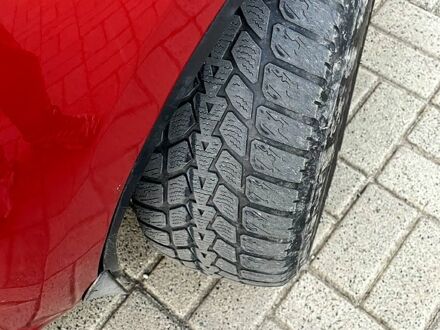 Красный Шевроле Авео, объемом двигателя 1.5 л и пробегом 201 тыс. км за 4000 $, фото 1 на Automoto.ua