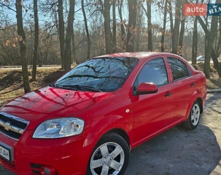 Червоний Шевроле Авео, об'ємом двигуна 1.5 л та пробігом 215 тис. км за 4000 $, фото 1 на Automoto.ua