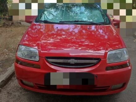 Красный Шевроле Авео, объемом двигателя 1.5 л и пробегом 295 тыс. км за 3000 $, фото 1 на Automoto.ua