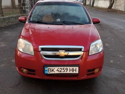 Красный Шевроле Авео, объемом двигателя 1.5 л и пробегом 360 тыс. км за 3150 $, фото 1 на Automoto.ua