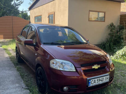 Красный Шевроле Авео, объемом двигателя 1.6 л и пробегом 148 тыс. км за 4500 $, фото 1 на Automoto.ua