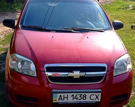 Красный Шевроле Авео, объемом двигателя 1.5 л и пробегом 187 тыс. км за 2900 $, фото 1 на Automoto.ua