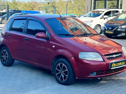 Шевроле Авео 2008 у Чернівцях на Automoto.ua Червоний Шевроле Авео, об'ємом двигуна 1.5 л та пробігом 230 тис. км за 4000 $, фото 1 на Automoto.ua