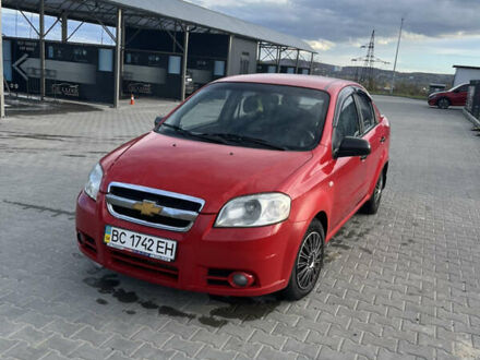 Красный Шевроле Авео, объемом двигателя 1.5 л и пробегом 181 тыс. км за 2900 $, фото 1 на Automoto.ua