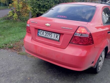 Красный Шевроле Авео, объемом двигателя 1.5 л и пробегом 22 тыс. км за 3500 $, фото 1 на Automoto.ua