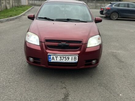Красный Шевроле Авео, объемом двигателя 1.6 л и пробегом 210 тыс. км за 4300 $, фото 1 на Automoto.ua