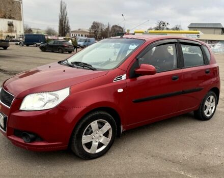 Красный Шевроле Авео, объемом двигателя 1.5 л и пробегом 327 тыс. км за 3600 $, фото 1 на Automoto.ua