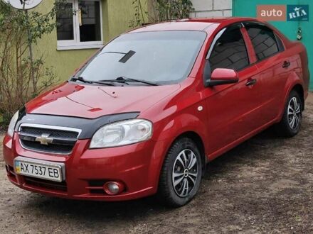Красный Шевроле Авео, объемом двигателя 1.5 л и пробегом 158 тыс. км за 4350 $, фото 1 на Automoto.ua