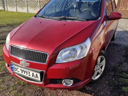 Красный Шевроле Авео, объемом двигателя 1.5 л и пробегом 150 тыс. км за 4800 $, фото 1 на Automoto.ua