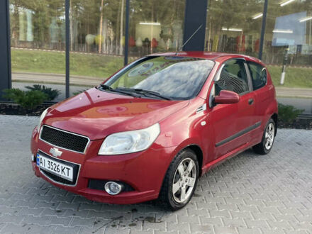 Красный Шевроле Авео, объемом двигателя 1.5 л и пробегом 107 тыс. км за 5300 $, фото 1 на Automoto.ua