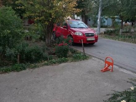 Шевроле Авео 2008 в Одессе на Automoto.ua Красный Шевроле Авео, объемом двигателя 1.5 л и пробегом 300 тыс. км за 3500 $, фото 1 на Automoto.ua