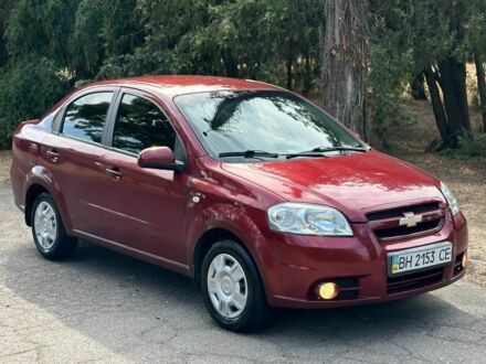 Красный Шевроле Авео, объемом двигателя 1.6 л и пробегом 180 тыс. км за 2800 $, фото 1 на Automoto.ua