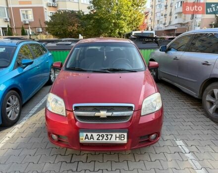 Красный Шевроле Авео, объемом двигателя 1.5 л и пробегом 189 тыс. км за 4000 $, фото 1 на Automoto.ua