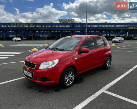 Красный Шевроле Авео, объемом двигателя 1.21 л и пробегом 201 тыс. км за 3450 $, фото 1 на Automoto.ua
