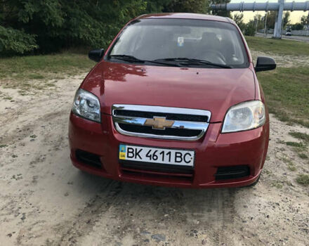 Красный Шевроле Авео, объемом двигателя 1.5 л и пробегом 245 тыс. км за 3400 $, фото 1 на Automoto.ua