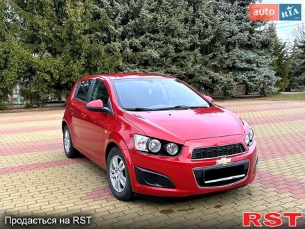 Шевроле Авео 2011 у Корсунь-Шевченковском на Automoto.ua Червоний Шевроле Авео, об'ємом двигуна 14 л та пробігом 154 тис. км за 6799 $, фото 1 на Automoto.ua