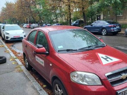 Шевроле Авео 2011 в Киеве на Automoto.ua Красный Шевроле Авео, объемом двигателя 1.5 л и пробегом 178 тыс. км за 4999 $, фото 1 на Automoto.ua