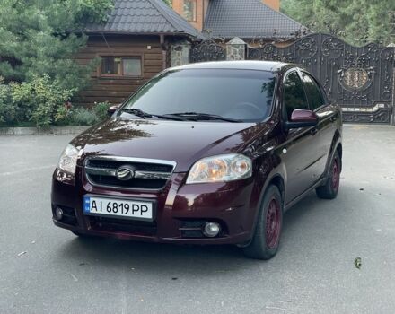 Красный Шевроле Авео, объемом двигателя 1.5 л и пробегом 76 тыс. км за 4300 $, фото 1 на Automoto.ua