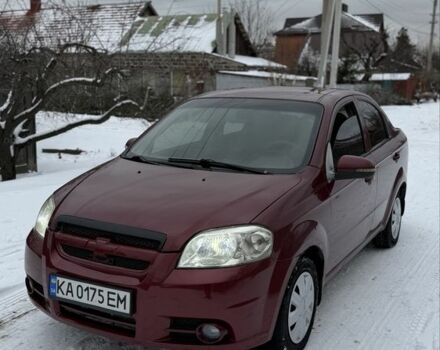 Красный Шевроле Авео, объемом двигателя 1.5 л и пробегом 200 тыс. км за 3599 $, фото 1 на Automoto.ua