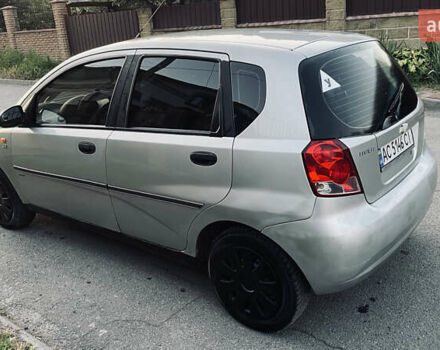 Шевроле Авео, об'ємом двигуна 1.2 л та пробігом 240 тис. км за 2200 $, фото 4 на Automoto.ua