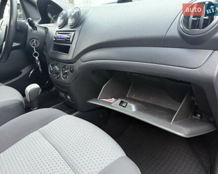 Шевроле Авео, объемом двигателя 1.5 л и пробегом 130 тыс. км за 5000 $, фото 7 на Automoto.ua