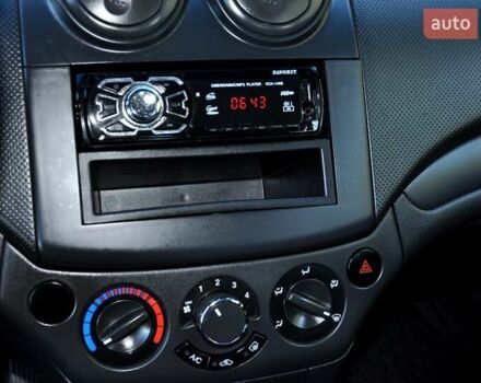 Шевроле Авео, объемом двигателя 1.5 л и пробегом 138 тыс. км за 3500 $, фото 24 на Automoto.ua