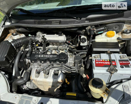 Шевроле Авео, объемом двигателя 1.5 л и пробегом 98 тыс. км за 4000 $, фото 15 на Automoto.ua