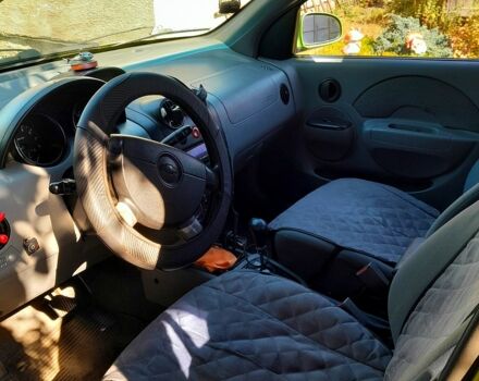 Шевроле Авео, объемом двигателя 1.5 л и пробегом 180 тыс. км за 3300 $, фото 3 на Automoto.ua
