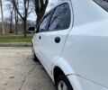 Шевроле Авео, объемом двигателя 15 л и пробегом 254 тыс. км за 2399 $, фото 4 на Automoto.ua