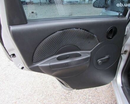 Шевроле Авео 2006 в Кропивницком (Кировограде) на Automoto.ua Шевроле Авео, объемом двигателя 0 л и пробегом 229 тыс. км за 2900 $, фото 8 на Automoto.ua