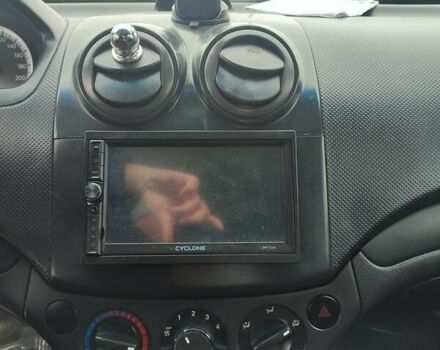 Шевроле Авео, объемом двигателя 1.5 л и пробегом 420 тыс. км за 3000 $, фото 4 на Automoto.ua