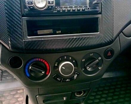 Шевроле Авео, объемом двигателя 1.5 л и пробегом 260 тыс. км за 3100 $, фото 7 на Automoto.ua