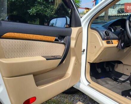 Шевроле Авео, объемом двигателя 1.6 л и пробегом 177 тыс. км за 5550 $, фото 10 на Automoto.ua