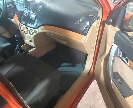 Шевроле Авео, об'ємом двигуна 1.6 л та пробігом 137 тис. км за 3300 $, фото 6 на Automoto.ua