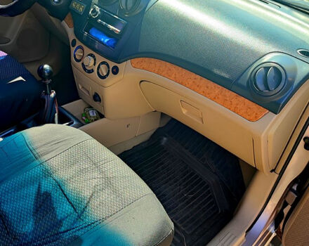 Шевроле Авео, об'ємом двигуна 1.6 л та пробігом 230 тис. км за 4200 $, фото 9 на Automoto.ua